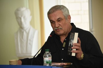 Василь Шкляр — про те, чому відмовився від Шевченківської премії, не перекладає російською та майбутнє України