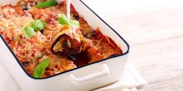 Пікантні рулетики з баклажанів - рецепт улюбленої закуски по-новому