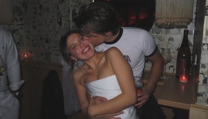 Впервые стали родителями: Милли Бобби Браун и ее муж удочерили девочку