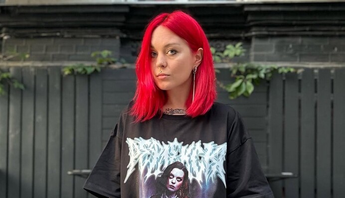 Певица Юлия Юрина объявила о разводе и ошеломила причиной