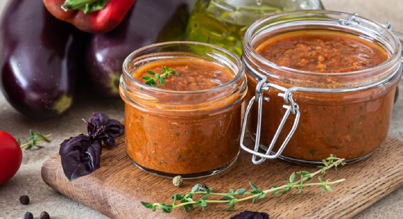 Икра из баклажанов с тыквой и помидорами: зимой будете себя благодарить
