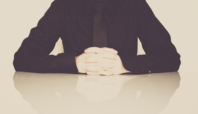 Уравнение со многими неизвестными: зачем хотят ограничить размер зарплат украинских чиновников