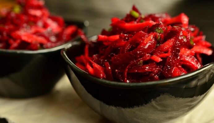 Пальчики оближеш: як приготувати борщову заправку на зиму