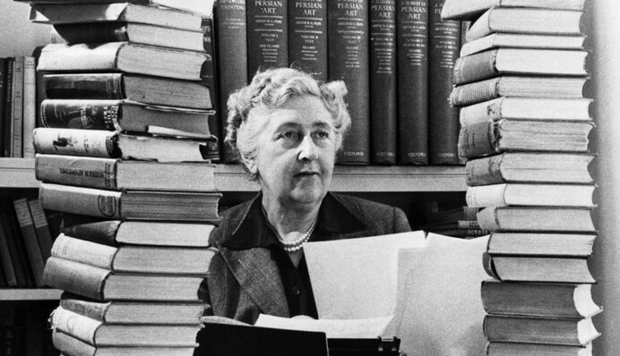 Популярні детективи Агати Крісті вперше адаптують для дітей