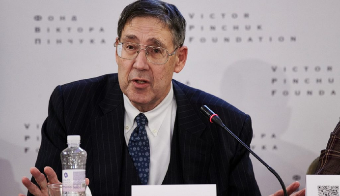 Бывший посол США в Украине Джон Гербст: Трамп может остановить Путина, если захочет