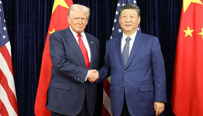 Трамп и Си договорились о торговом перемирии: как это повлияет на войну в Украине и нефтяные санкции против России