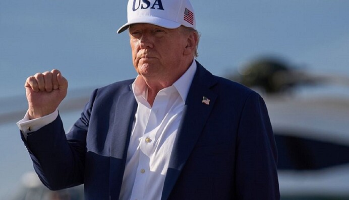 Почерк Бориса Єльцина: Дональд Трамп виконав свій фірмовий танець у Маямі