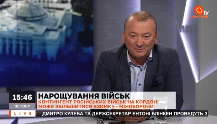 Россиянка эротичным способом нарисовала Обаму: опубликованы фото и видео