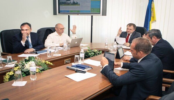Следствие по делу Геннадия Кернеса приостановлено на время его реабилитации