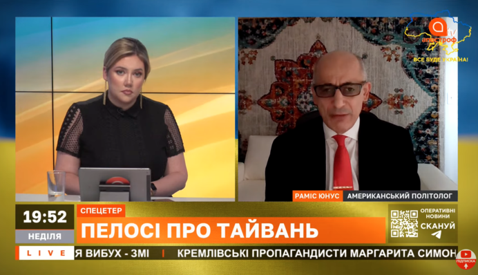 Жену известного американского рэпера высмеяли за голые фото