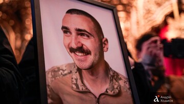 Київ попрощався із загиблим військовим та фотографом Костянтином Гузенком — фото