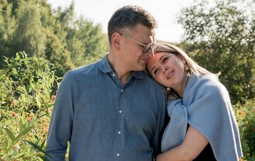 "Секундочку подумала": возлюбленная Дмитрия Кулебы рассказала о предложении и показала кольцо