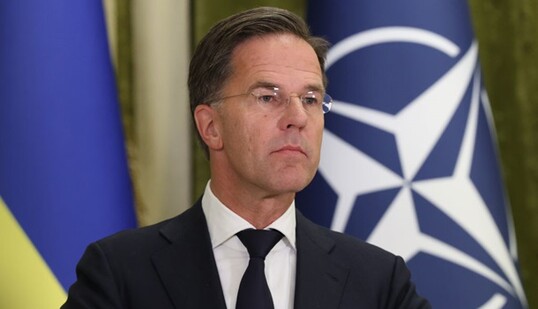 Столтенберг успокоил общественность по поводу ядерных угроз главы Кремля