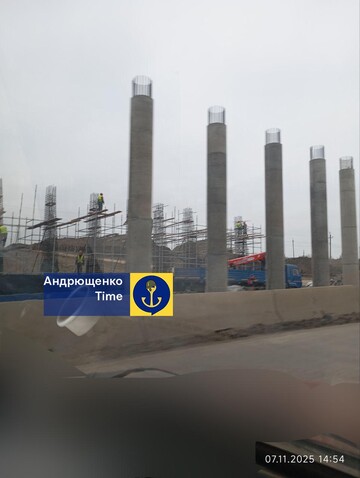 Росіяни почали будувати новий міст під Маріуполем