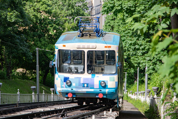 Из-за стабилизационного отключения электроэнерии в Киеве не работает фуникулер