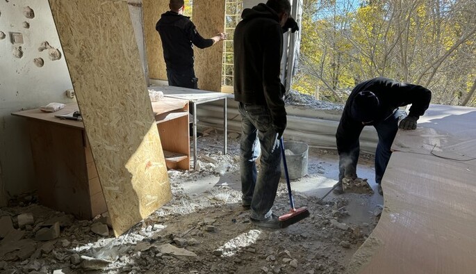 Россия обстреляла Корабельный район Херсона: ранены двое гражданских