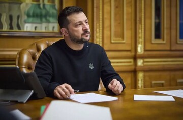 Украина ввела санкции против российских чиновников и издательств