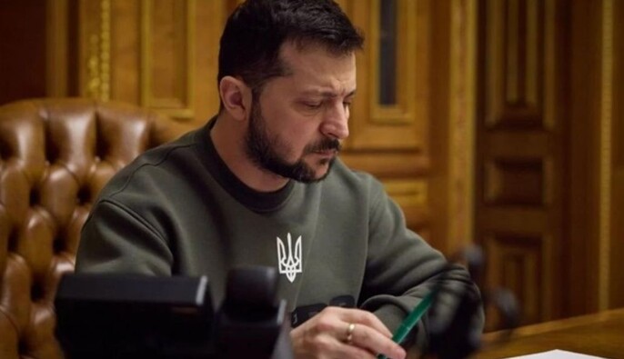 Зеленский: Россия усилила удары баллистическими ракетами по Украине