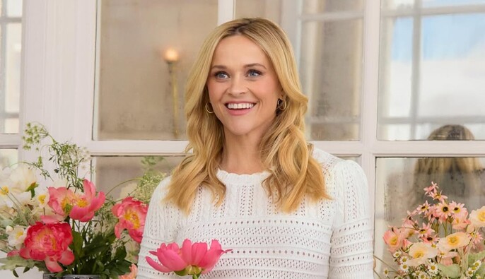 Дебютный роман Риз Уизерспун о российских олигархах вызвал возмущение украинцев