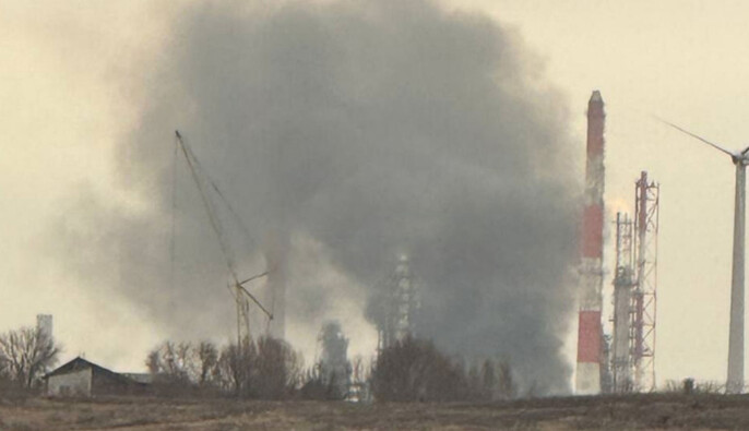 В російському Орську, де розташовано НПЗ, пролунали вибухи – деталі