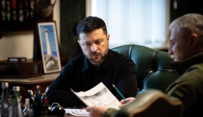 У 2025 році вперше за час війни знизився видобуток та переробка нафти в РФ — Зеленський 