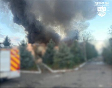 Внаслідок удару безпілотника зруйновано покрівлю ремонтного цеху залізниці на Одещині