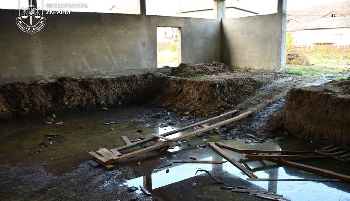 На Закарпатье разоблачили многомиллионные махинации во время строительства спорткомплекса