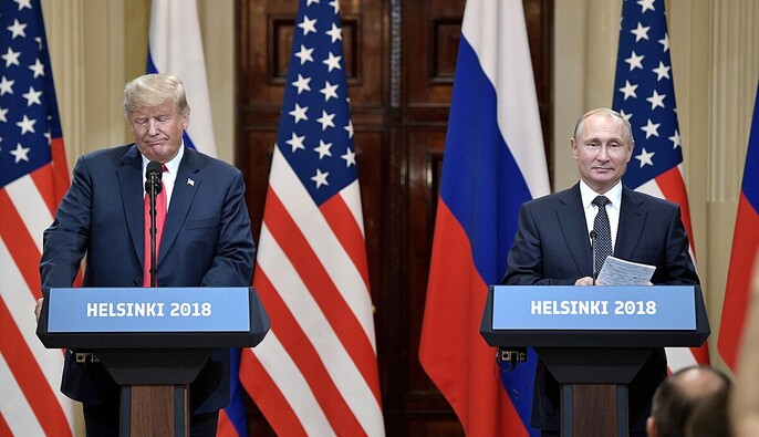 Эпштейн предлагал российским дипломатам информацию о Трампе перед саммитом с Путиным в 2018 году