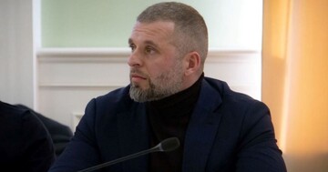 "Щоб ніхто не мружився": міністр Матвій Бідний похизувався костюмом українського виробника