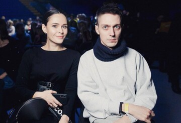 Скандал вокруг The Hardkiss: экс-менеджер группы обвинил Санину в долгах и "вывозе мужчин"