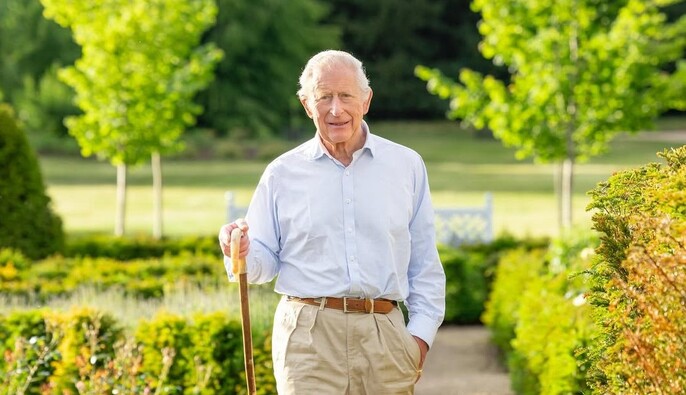 Букінгемський палац показав нове фото короля Чарльза з нагоди його 77-річчя