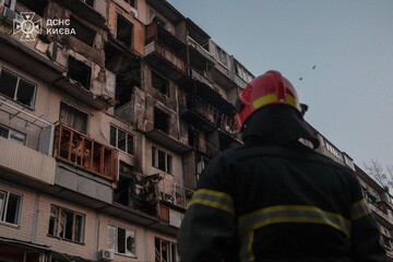 У Києві завершили рятувальні роботи після російського удару по Деснянському району