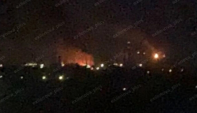 РФ сообщает об атаке дронов, в Рязани — якобы удар по НПЗ