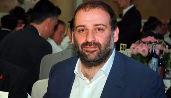 "Схеми": Міндіч виїхав з України на «VIP-таксі», співвласником якого є колишній працівник ДПСУ