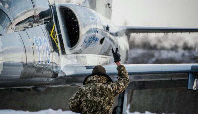 Мирноград залишається під контролем ЗСУ: морпіхи знищили прапор росіян FPV-дроном