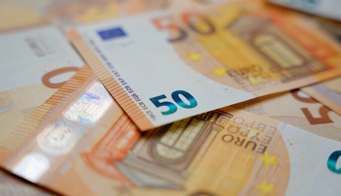 Виплати українцям в Німеччині можуть зменшити — DW назвала категорії