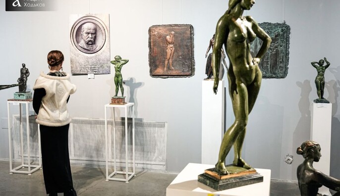 В Киеве открылась выставка Анатолия Куща — автора Монумента Независимости: фото