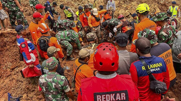 В Індонезії через зсув ґрунту загинули 11 осіб, 12 — зникли безвісти