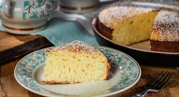 Пиріг за лічені хвилини: як приготувати смачний манник