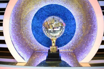 "Танці з зірками" возвращаются на телеэкраны: что известно о любимом шоу