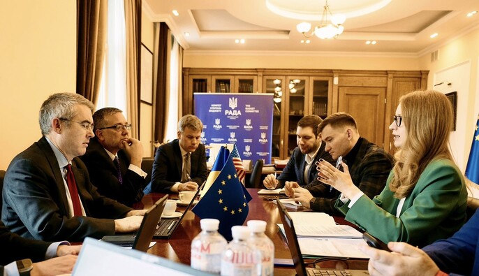 МВФ вимагає закриття податкових схем, від БЕБ чекають план дій