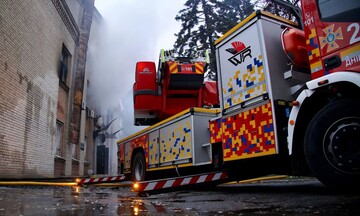 В Днепре ночная атака дронов вызвала несколько пожаров и разрушение инфраструктуры