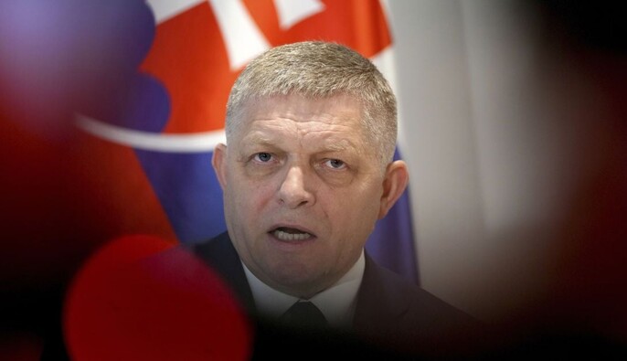 Премьер Словакии просит НАТО усилить противовоздушную оборону страны