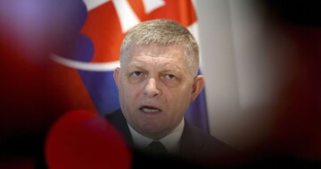 Премьер Словакии просит НАТО усилить противовоздушную оборону страны