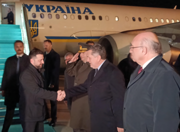 Зеленский прибыл в Турцию с официальным визитом