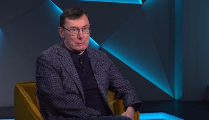 "Коррупция съела опоры государства": Юрий Луценко о государственной мафии, войне, революции и делах Майдана