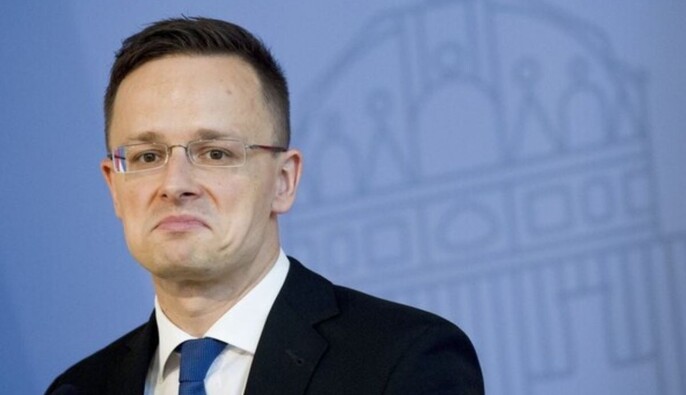 Сіярто: ЄС повинен припинити фінансову підтримку України на тлі корупційного скандалу