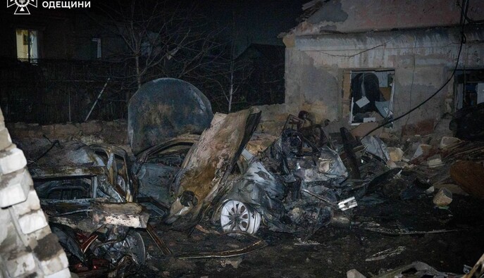 Россия атаковала Одессу: повреждены жилой дом и СТО