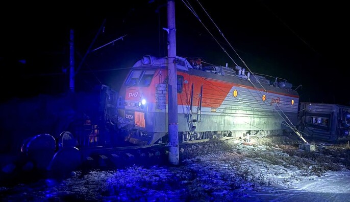 В Иркутской области разрушено 150 м железнодорожного полотна из-за схождения локомотива