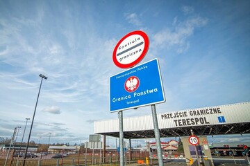 Диверсії у Польщі: Українці Іванов та Кононов в'їхали до країни з Білорусі за підробленими паспортами